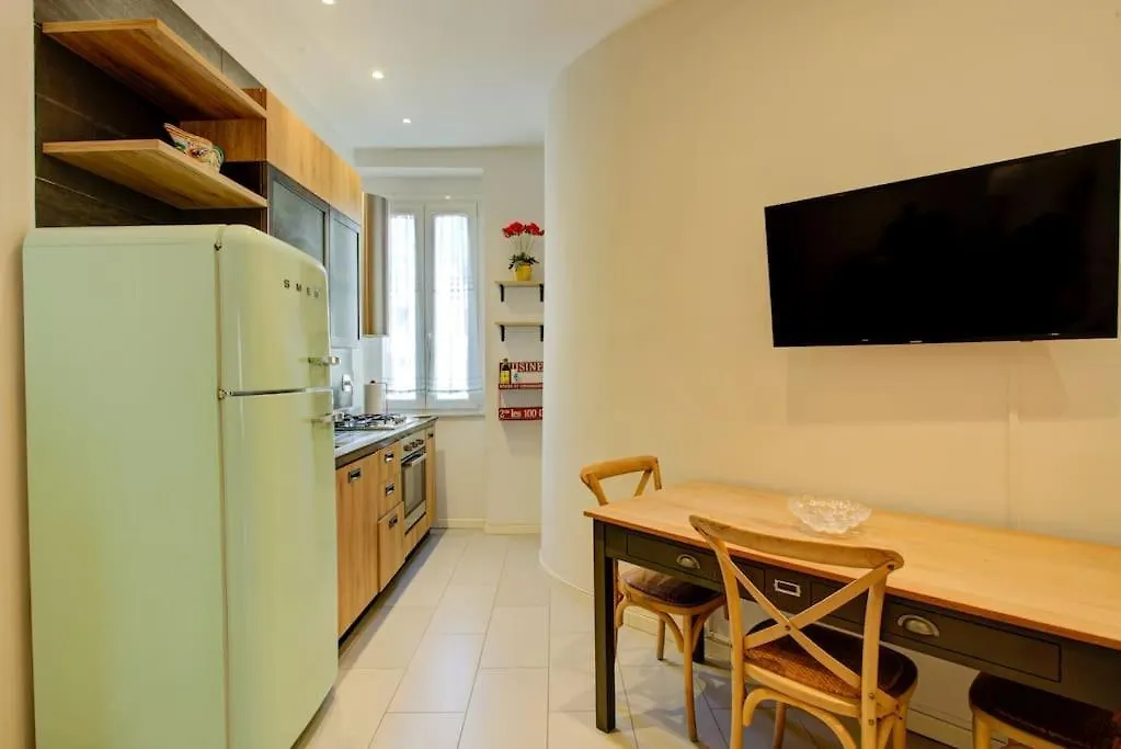 Casetta 79 Rome Apartment