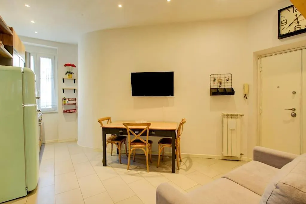 Casetta 79 Rome Apartment